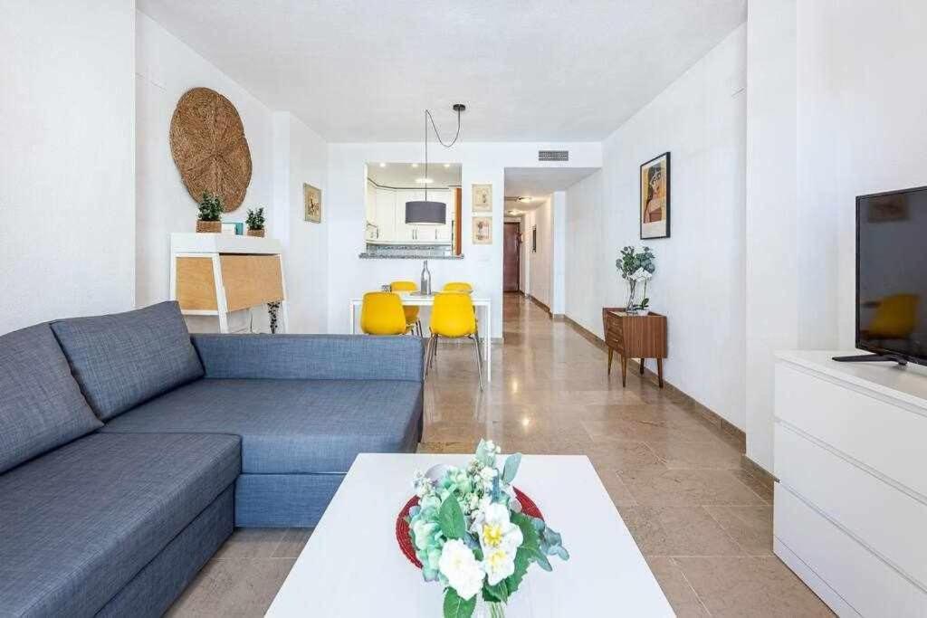 797 Holiday Rentals- Hermoso Apartamento Para 4 En Benalmádena Eksteriør billede