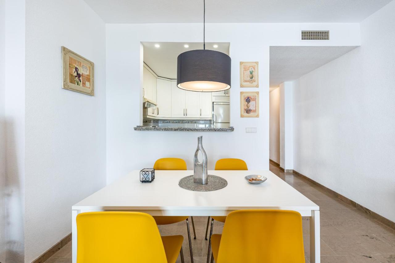 797 Holiday Rentals- Hermoso Apartamento Para 4 En Benalmádena Eksteriør billede